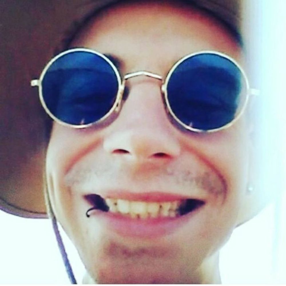 Meet your Posher, Tyler